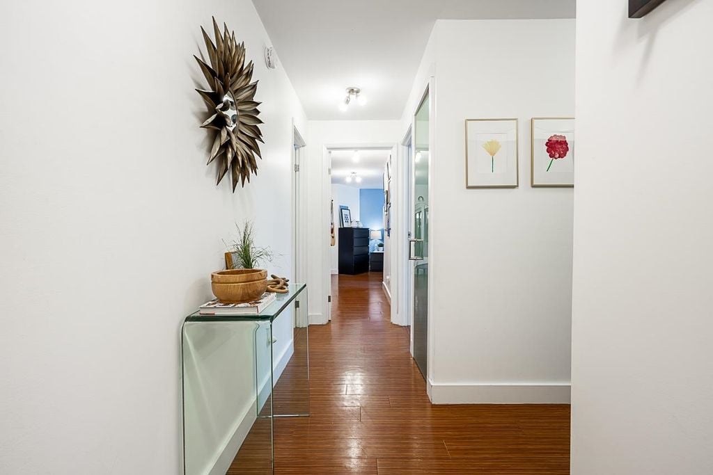 1775 W 11 Ave, #101