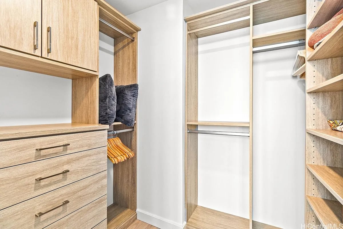 1100 Ala Moana Blvd, #2200