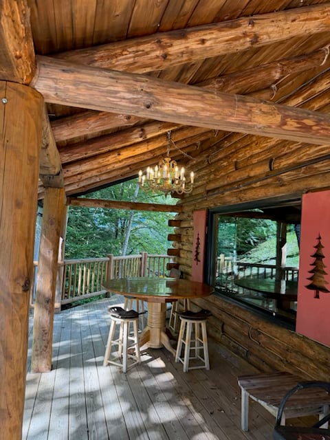 76 Johnson Loop