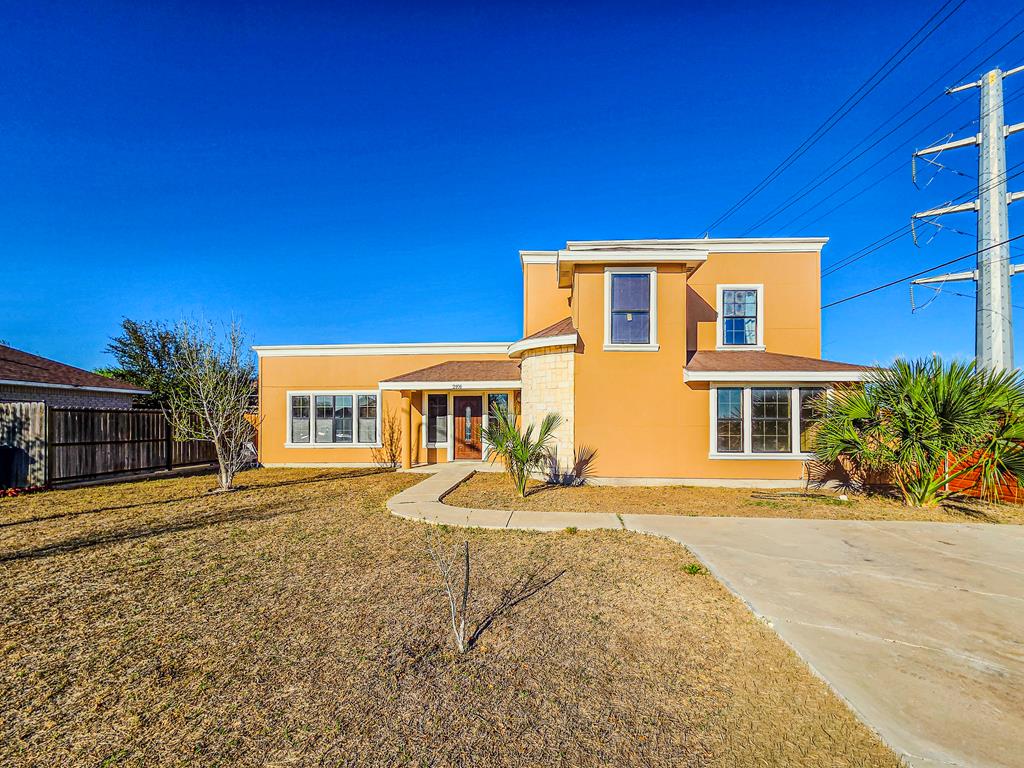 2101 Pershing Cir