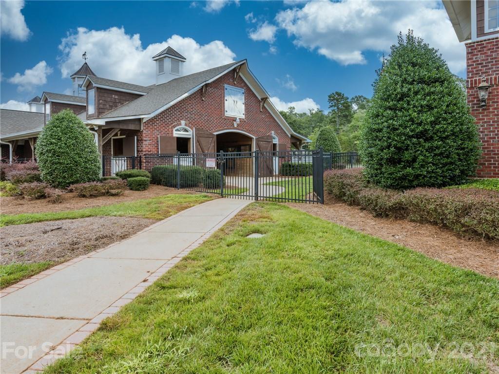 2421 Bonterra Blvd #405