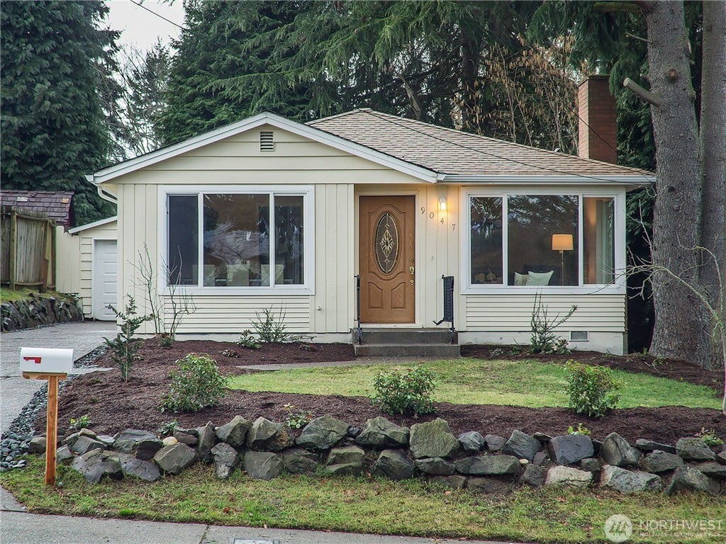9047 8th Avenue NW