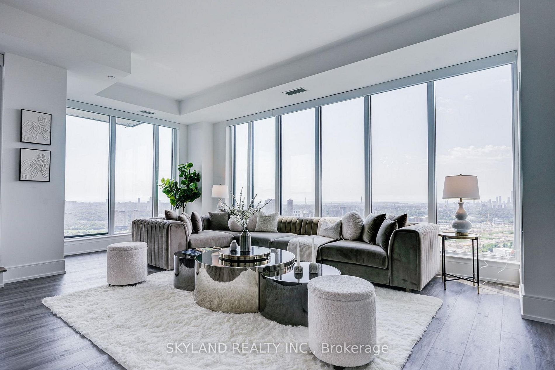 LUXURY IN TRIDEL