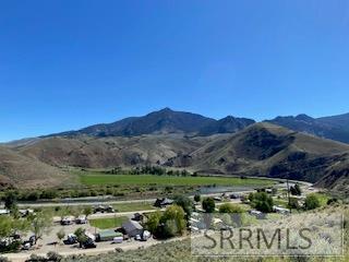114 Whitetail Dr