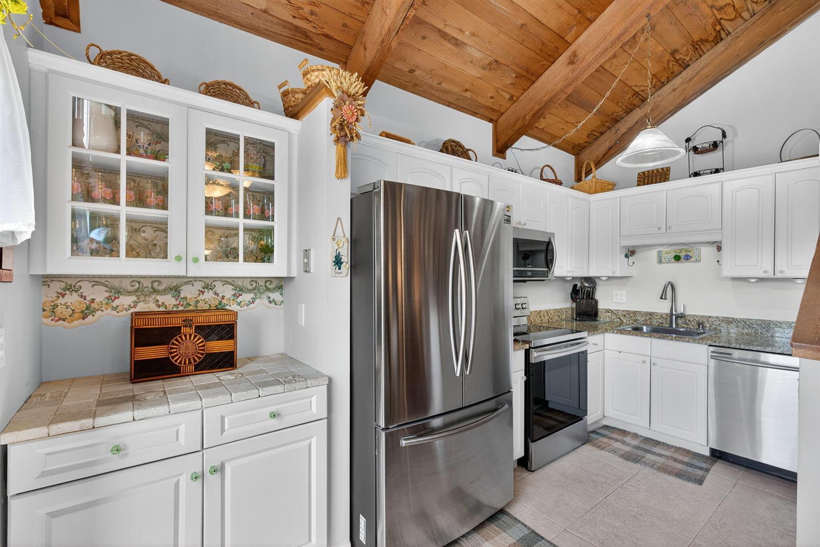 1605 S US Highway 1 Apt 8E