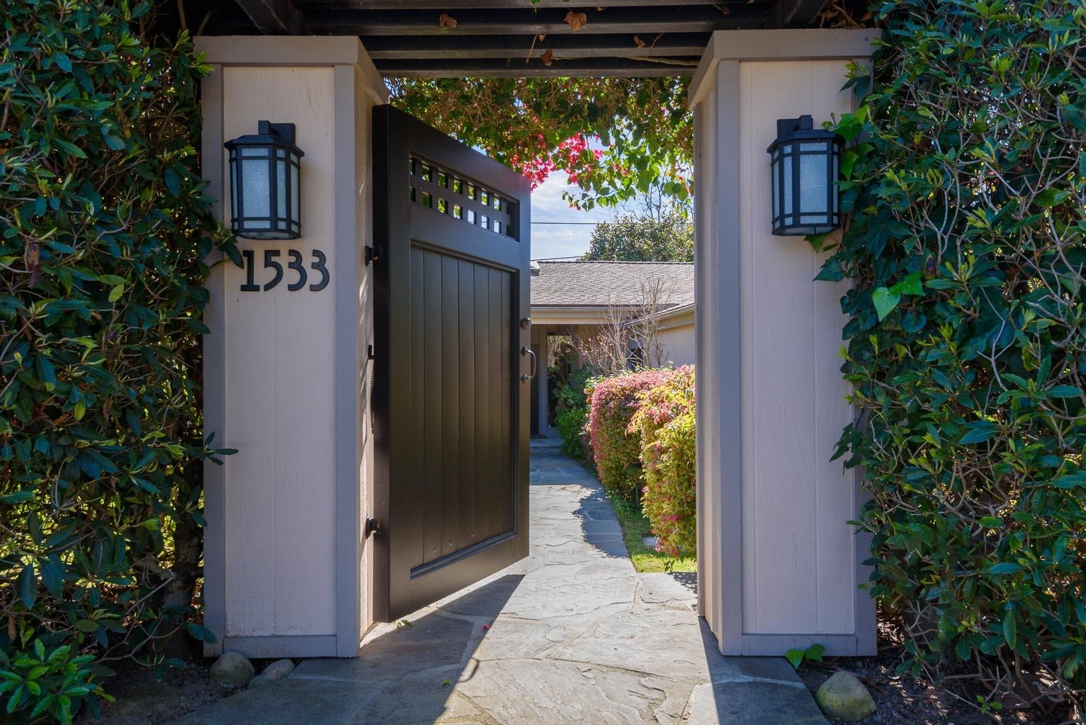 1533 Sinaloa Drive