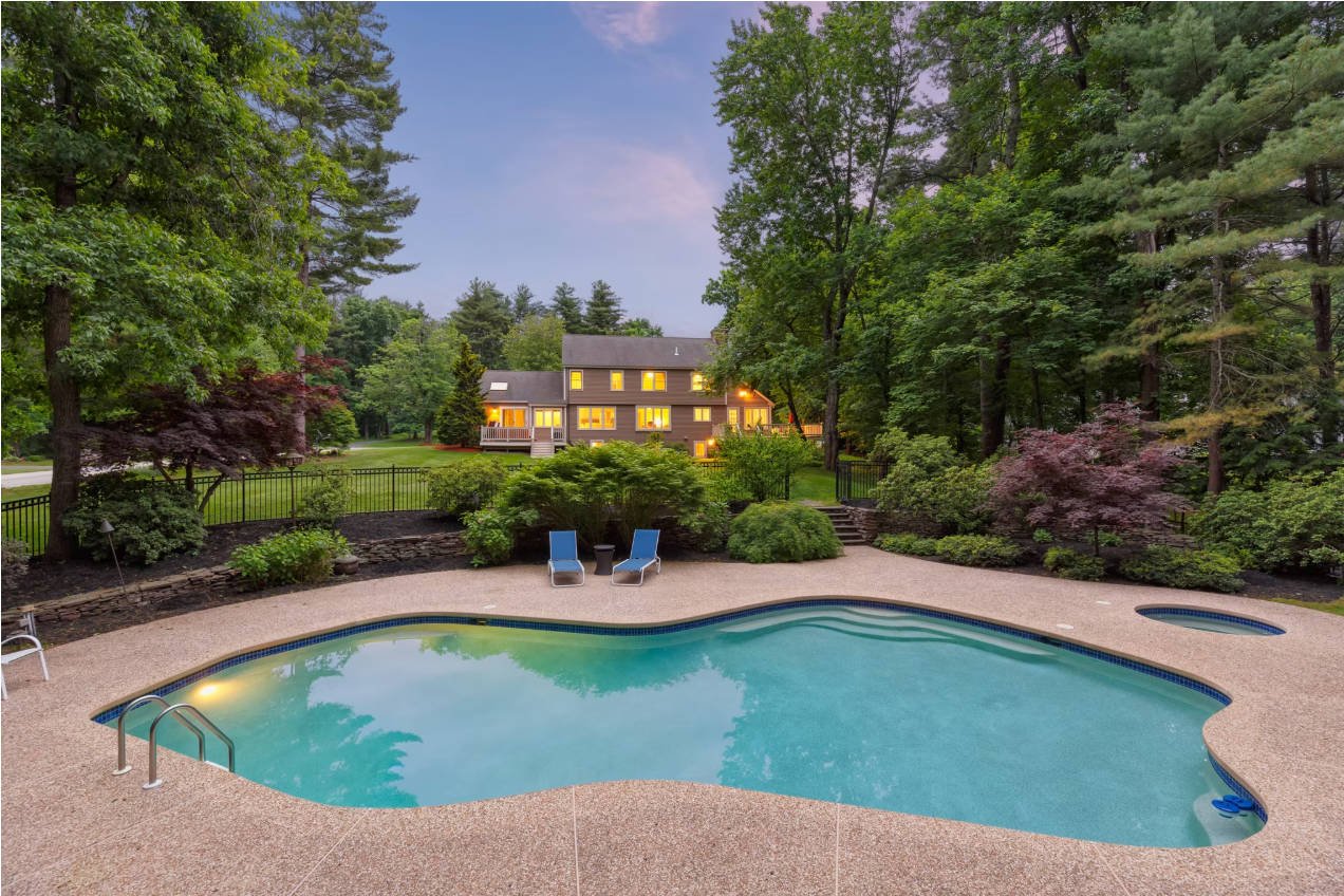 8 Bramley Hill Rd