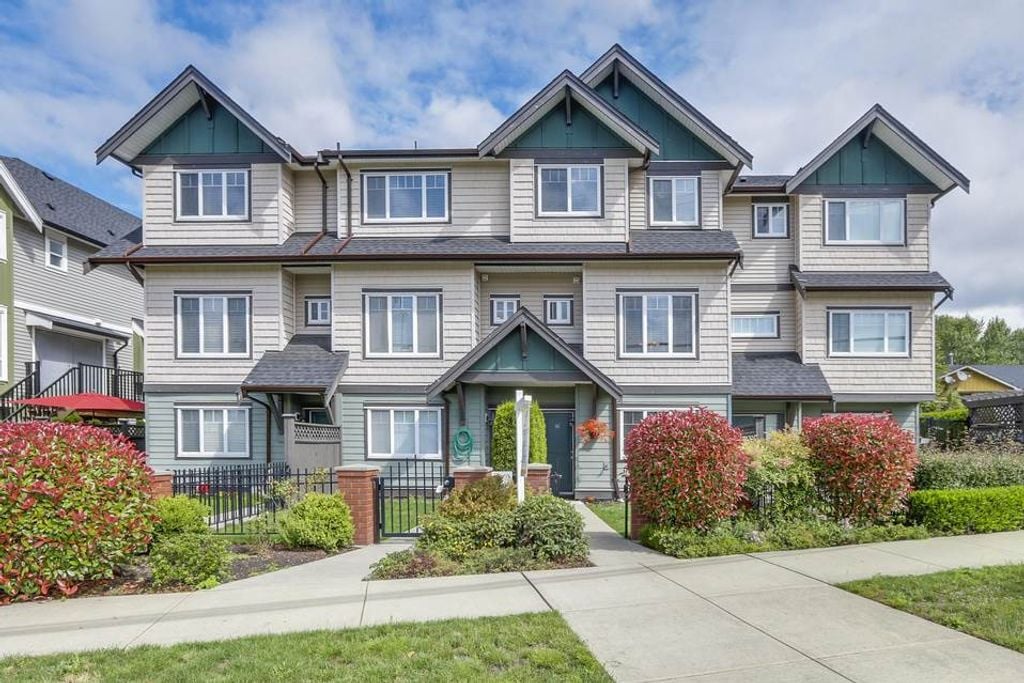 22386 Sharpe Ave, #16