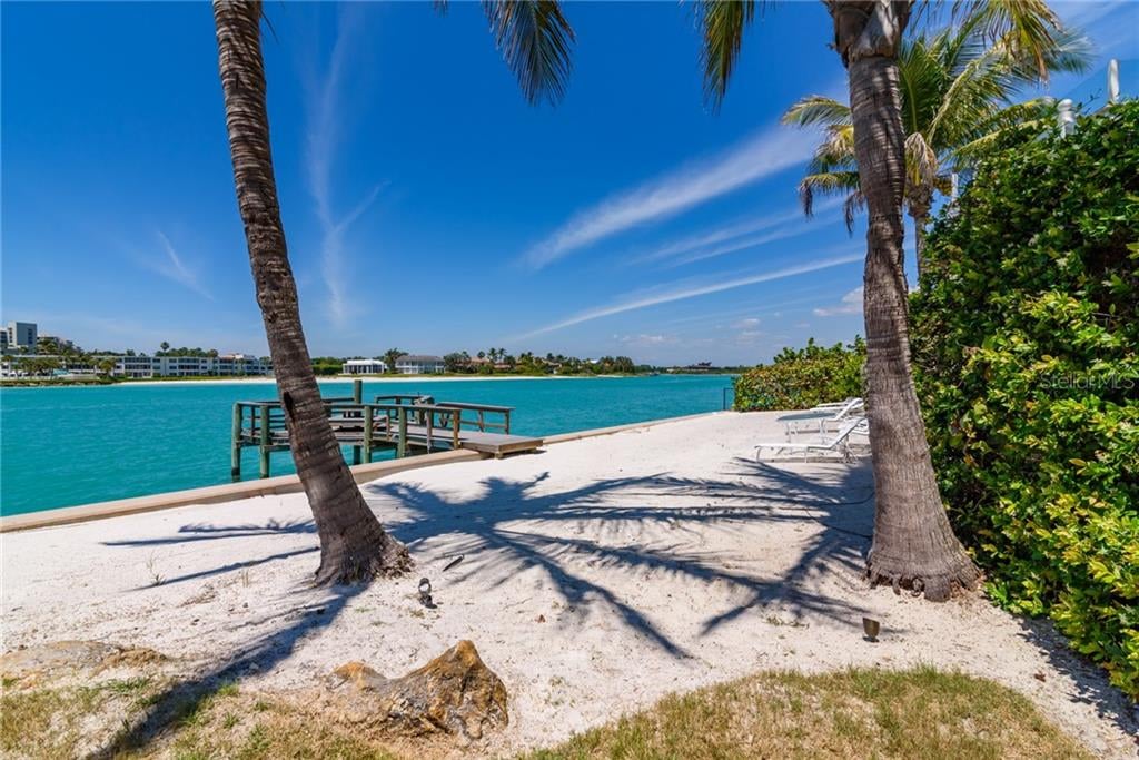 Estate on Lido Shores