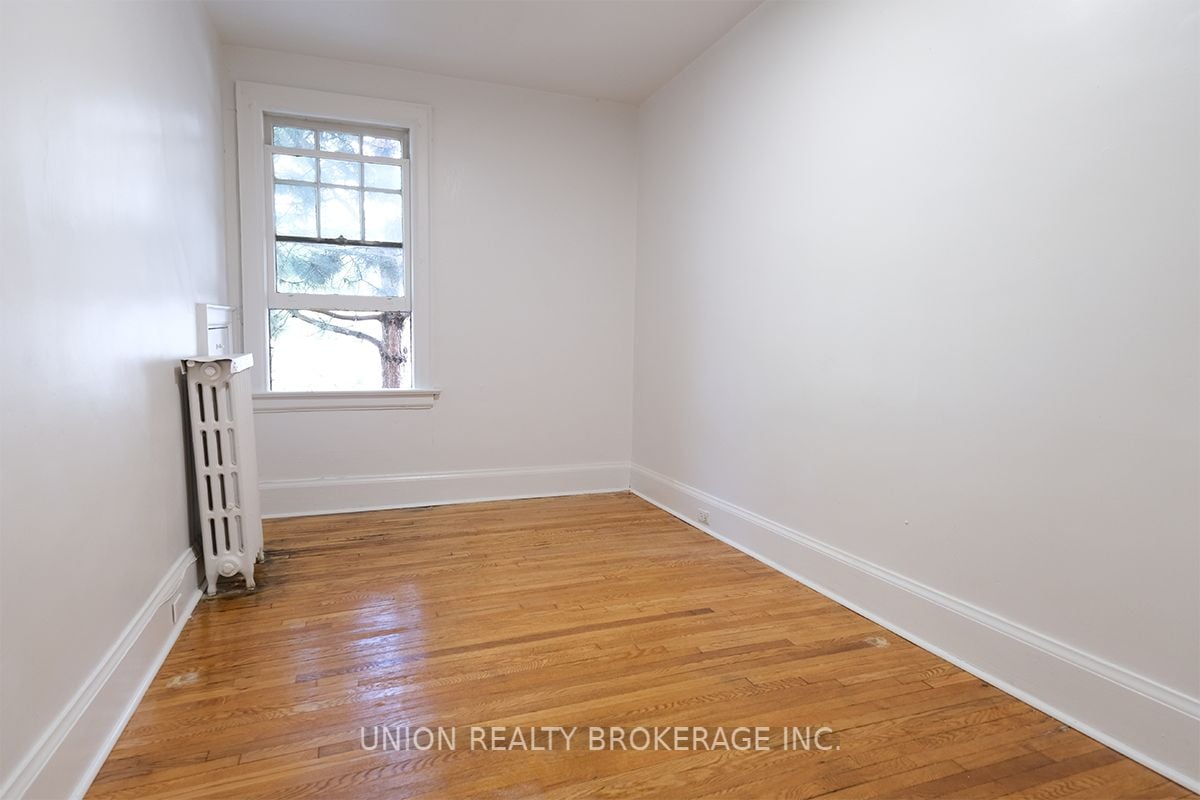 59 Balsam Ave, #17