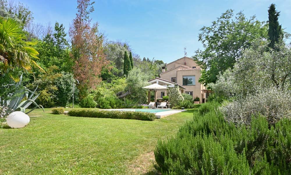 Stunning Countryside Home with Pool in Le Marche
