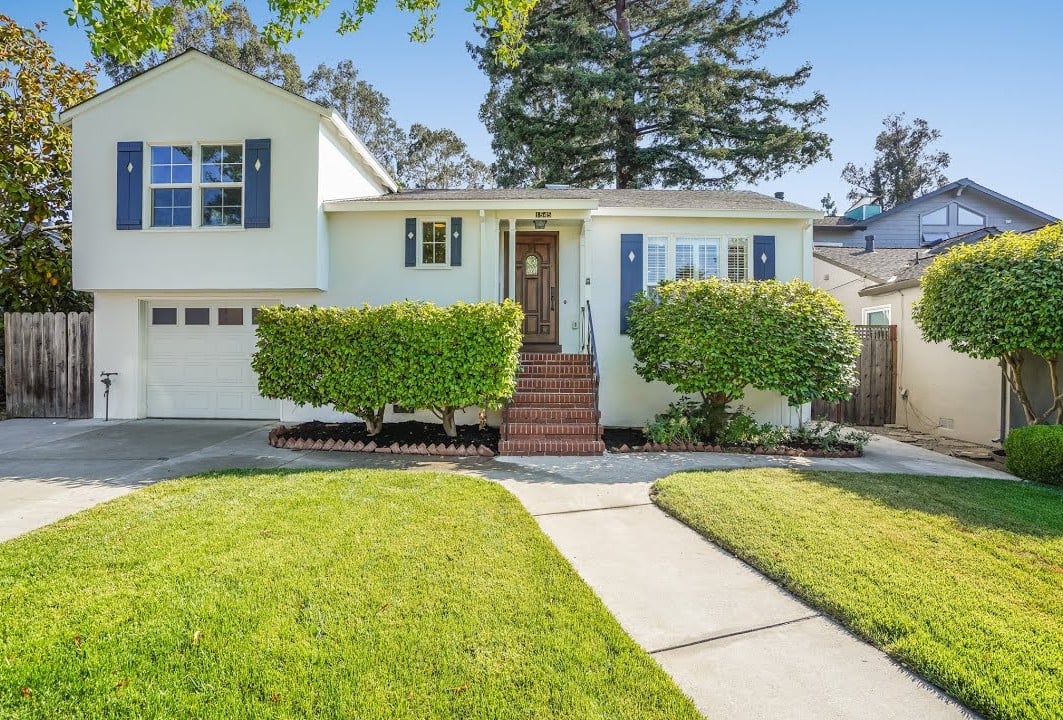 Westmoor Rd, Burlingame - Burlingame Village Neighborhood!
