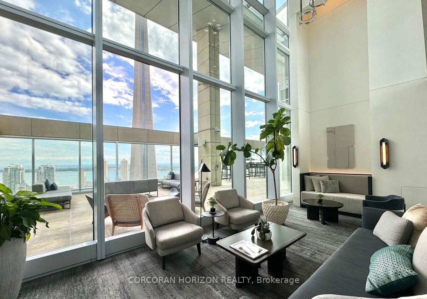 LUXURY AT THE RITZ RESIDENCES