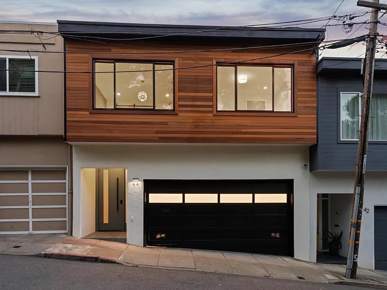 44 Bonview St