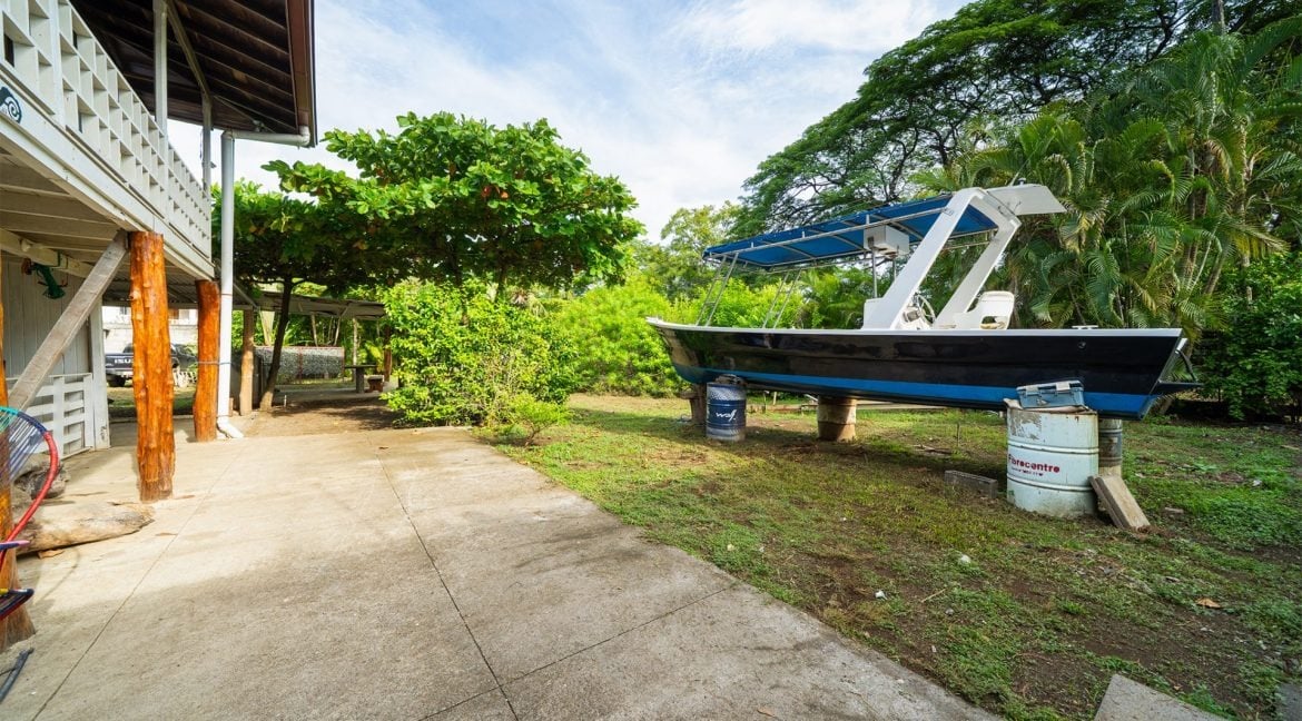 Oceanfront Property in Playas del Coco