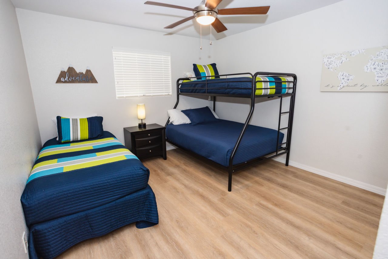 3376 Hornet Bay N