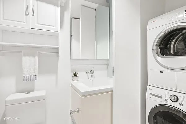 1 Grand Army Plaza #3B