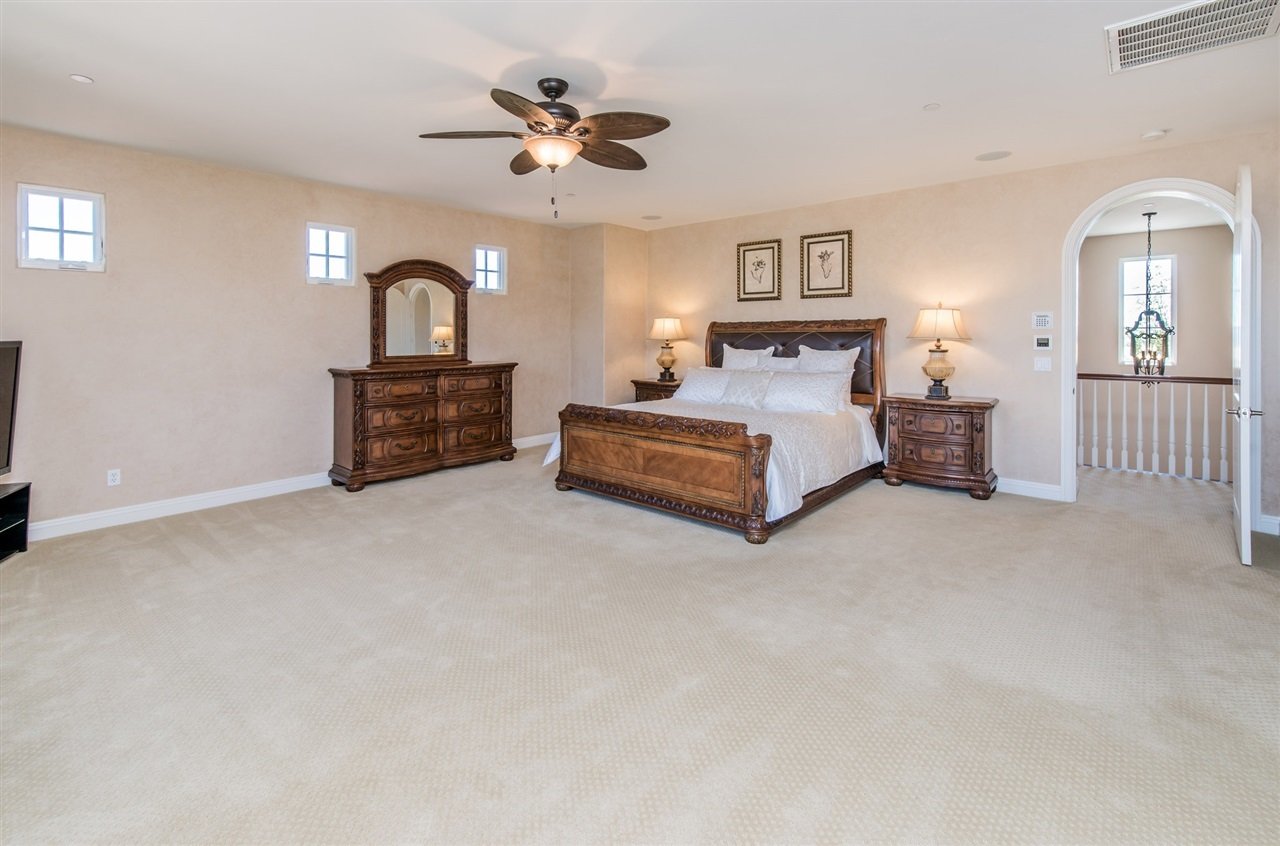 8268 The Landing Way
