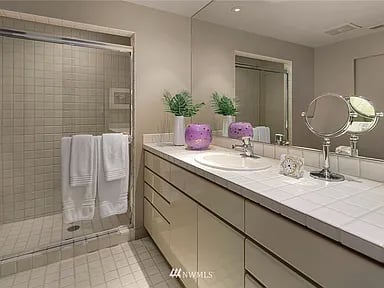 1118 Lakeview Blvd E APT 4