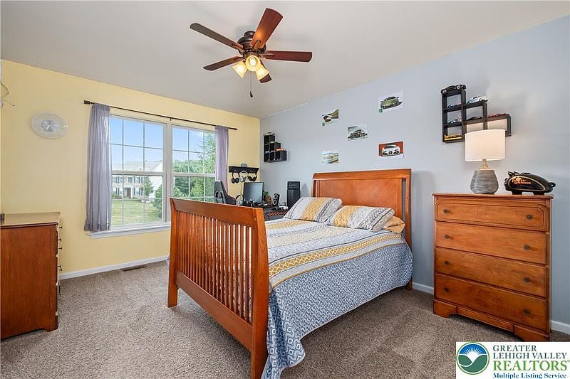 2912 SILVER CREEK CIRCLE