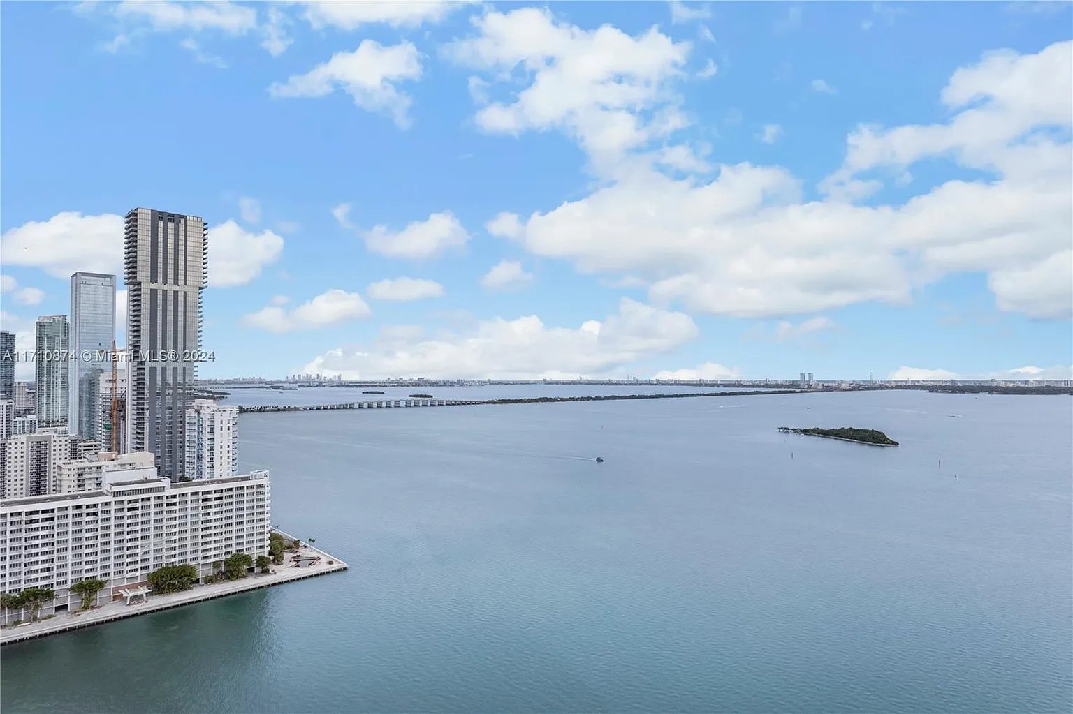 1900 N Bayshore Dr APT 2902