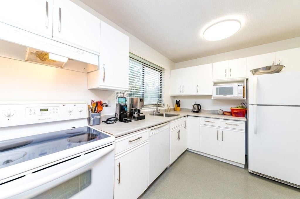 951 Old Lillooet Rd