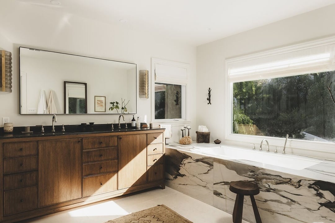 Nova Pavilion, El Cerrito Pl, 90068