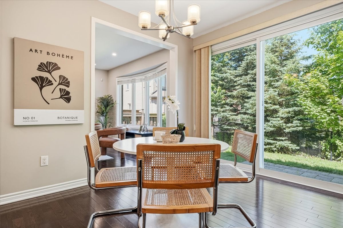 2383 Calloway Dr, Oakville