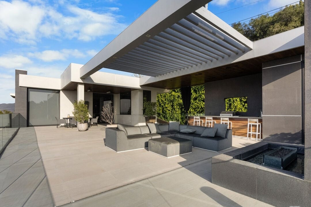 Evercrest Reserve, Mulholland Dr, 90046