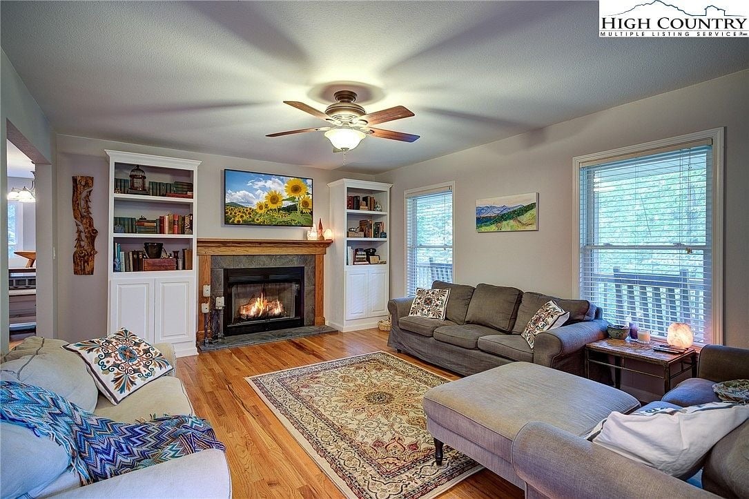 175 Cranberry Hills Dr 