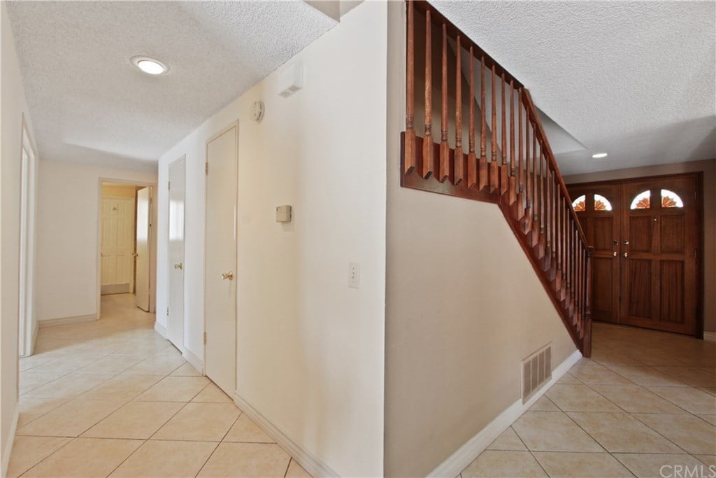 10142 Valley Forge Dr