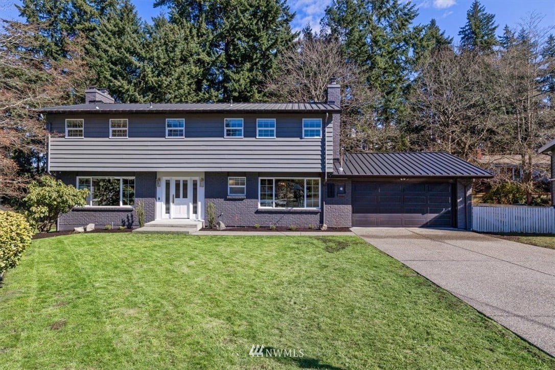 9504 231st Pl SW