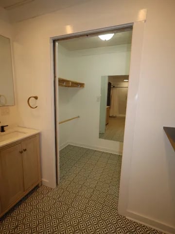 552 Dillon St #552
