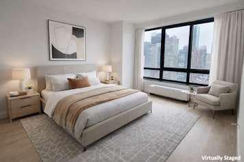 100 United Nations Plaza, #31E