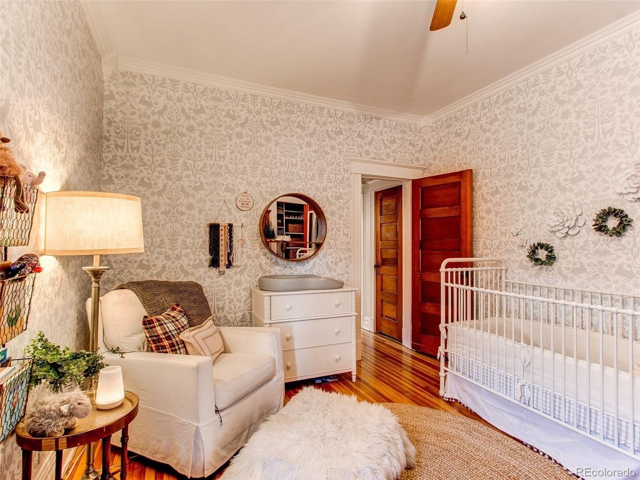 2605 W 37th Ave