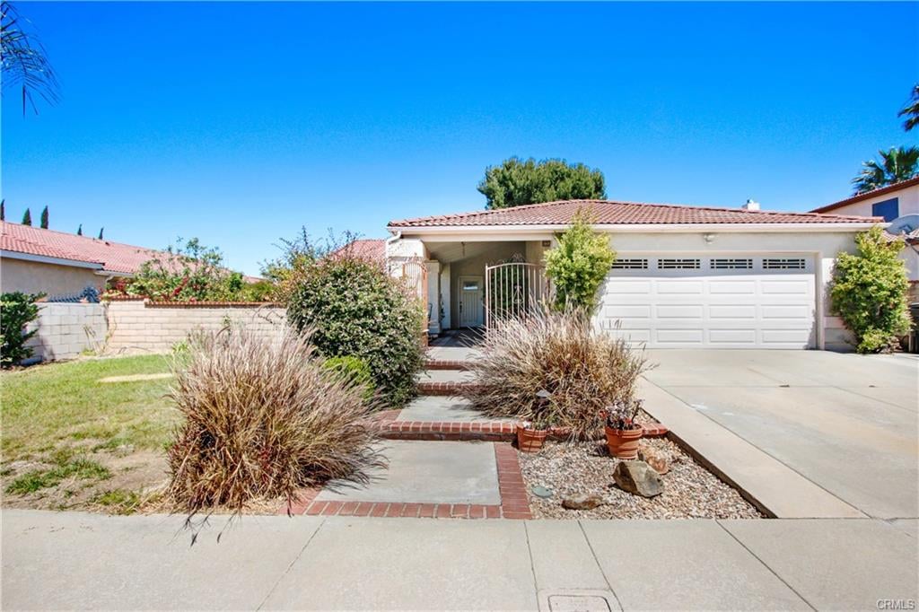 522 Looking Glass Dr