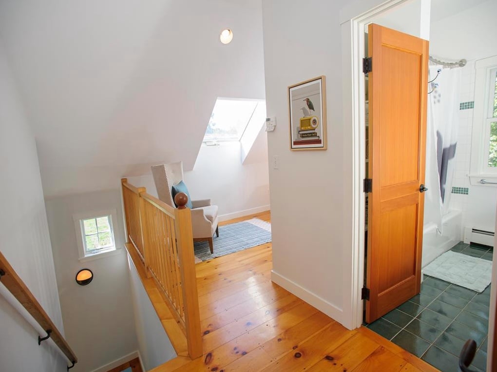 23 Black Point Rd