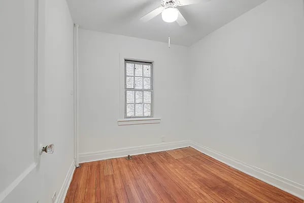 19​ ​Pomander​ ​Walk​ ​#1​ ​nyc