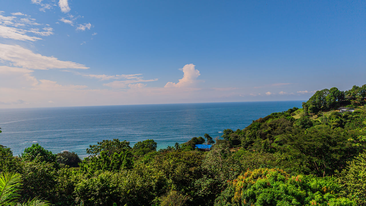 Ocean View Luxury Estate with An Incredible Location in Dominical