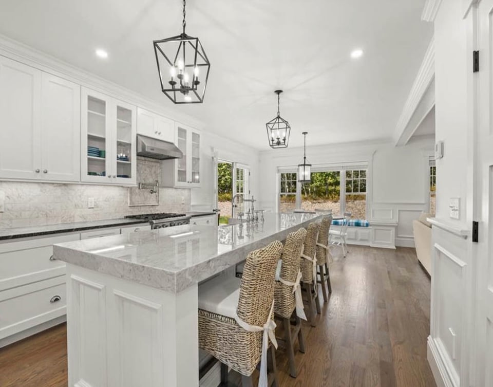 40 Edgewood Dr