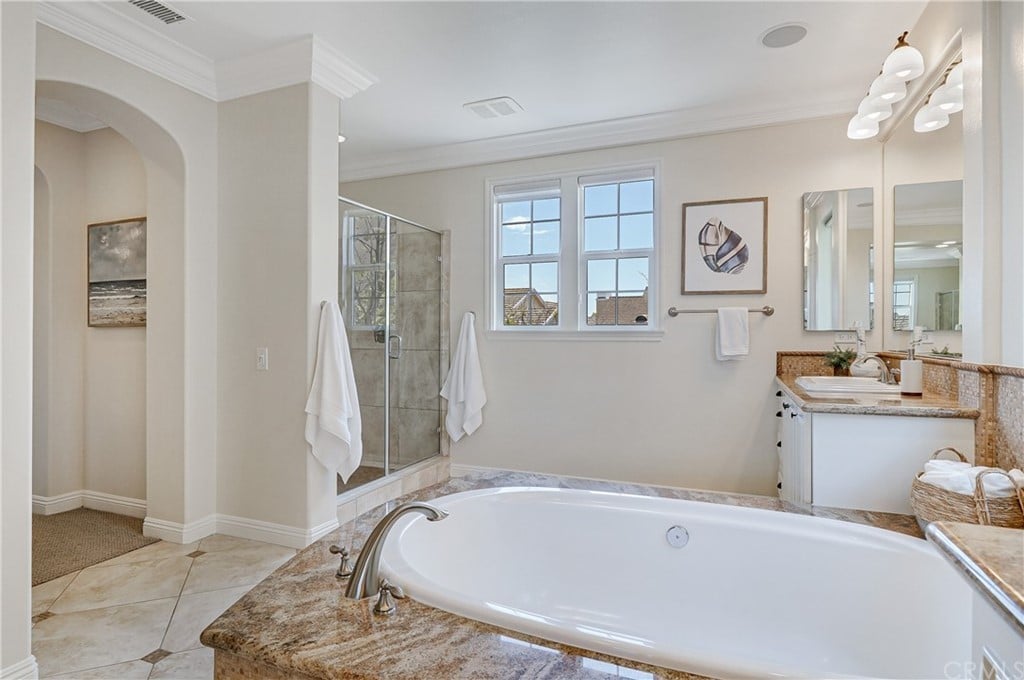 6 Galora Ln