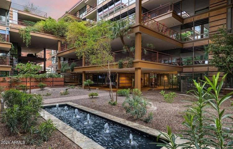 7131 E Rancho Vista Dr, #3004