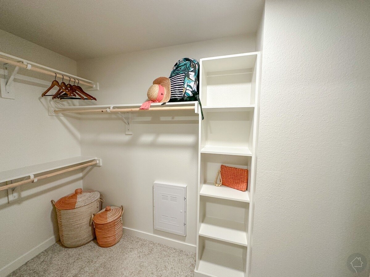 1 month free in an amazing 1/1 apartment home in Round Rock!