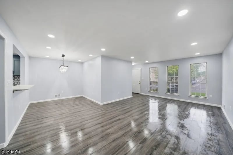 173 Gregory Ln