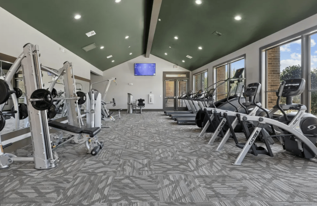 Limited Time Only- Up to 8 Weeks Free Rent!