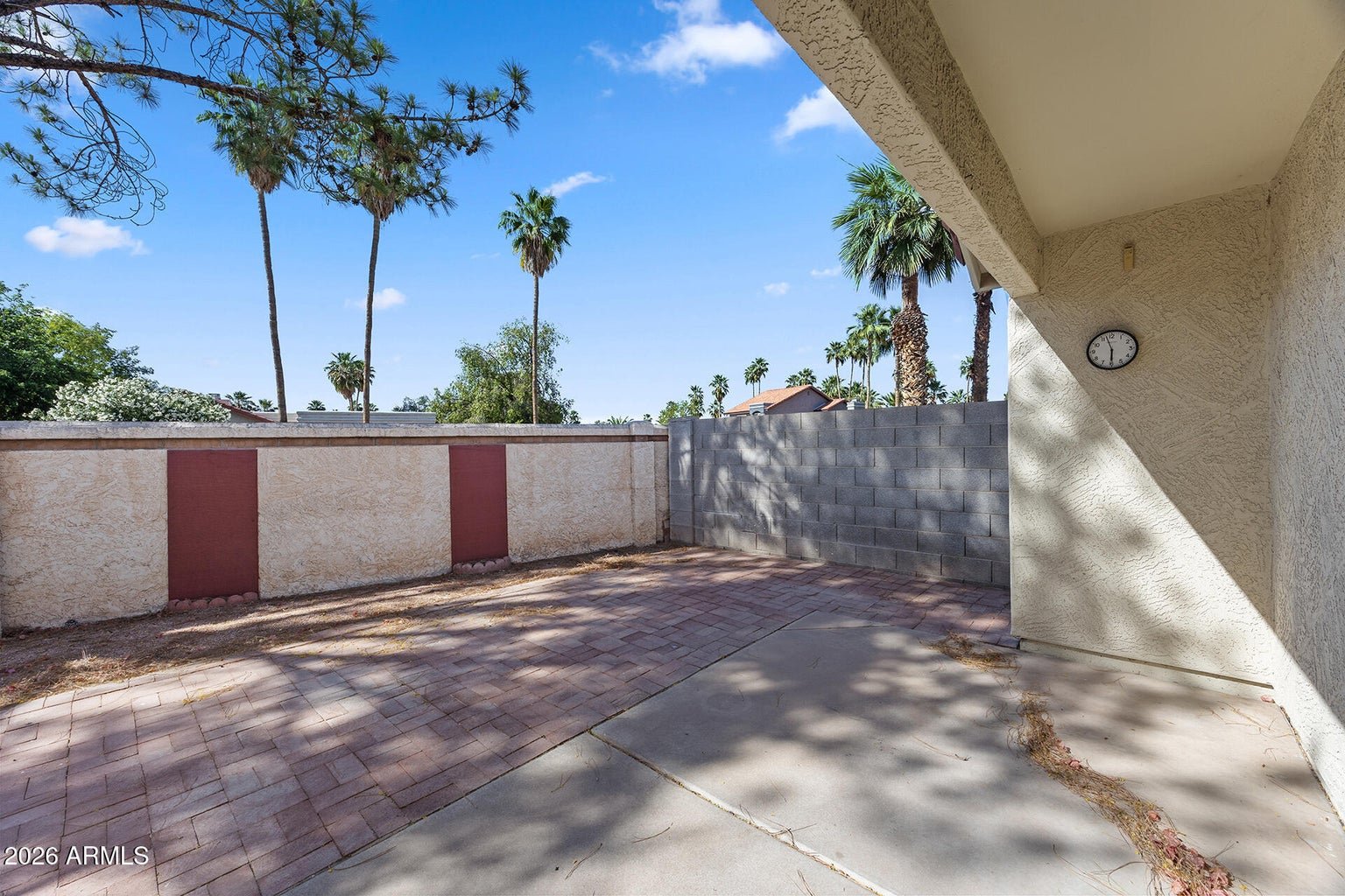 614 S RIO Dr