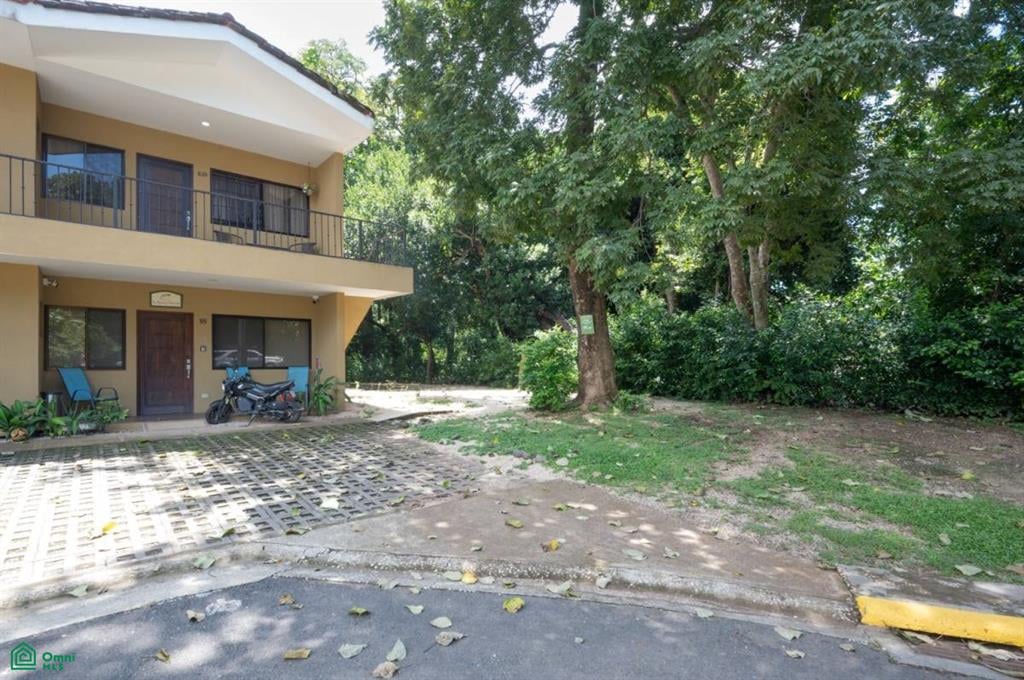 Cabo Velas 64 | Bright & Spacious 3-Bed, 3-Bath Condo in Matapalo