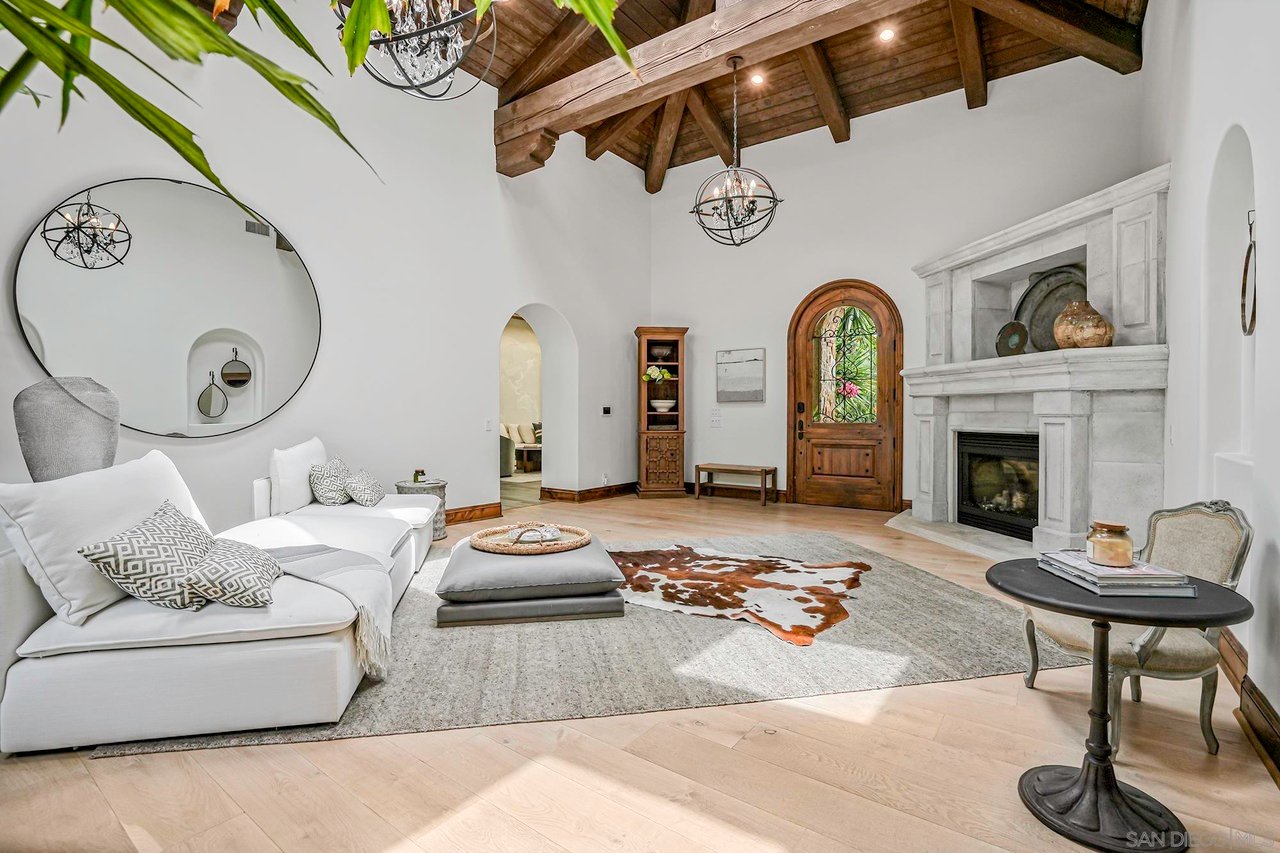 15823 The River Trail