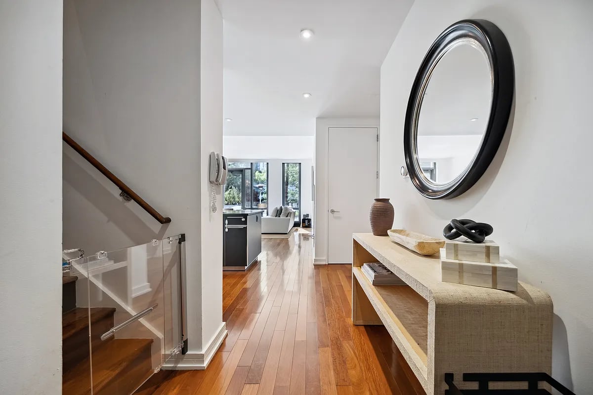 99 Warren Street 5D