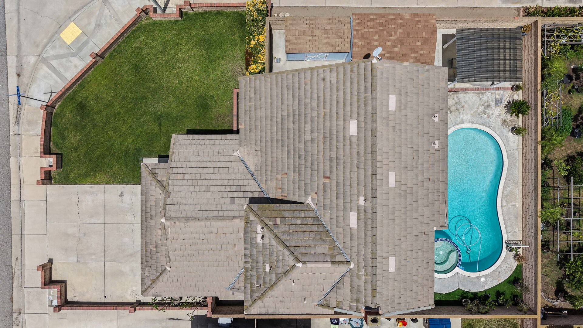 13531 Magnolia Avenue